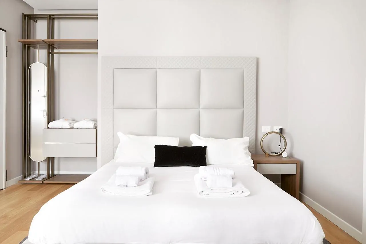 Prestige Boutique Aparthotel -Piazza Duomo Milán