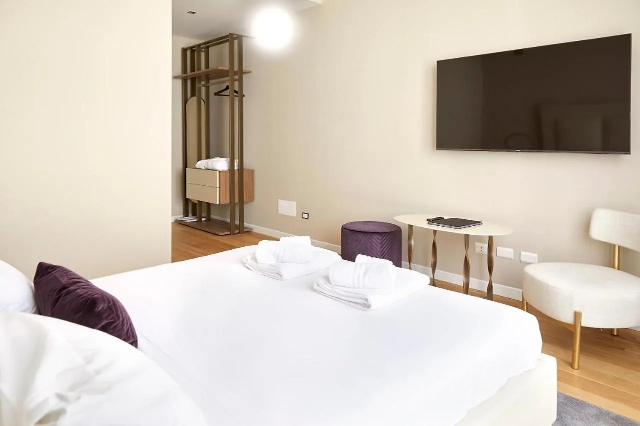 Prestige Boutique Aparthotel -Piazza Duomo Milán Apartamento