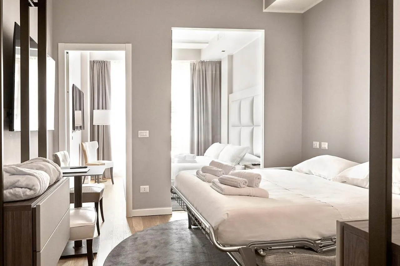 Apartamento Prestige Boutique Aparthotel -Piazza Duomo Milão